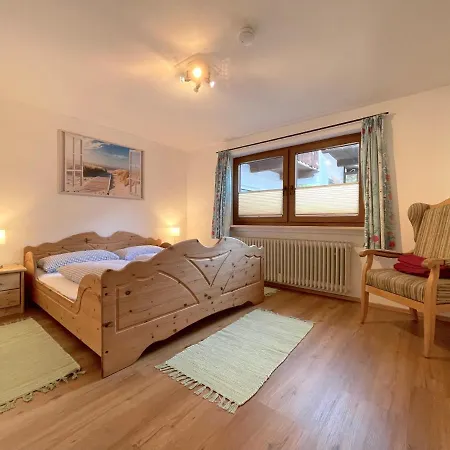 Semesterbostad Mittendrin *